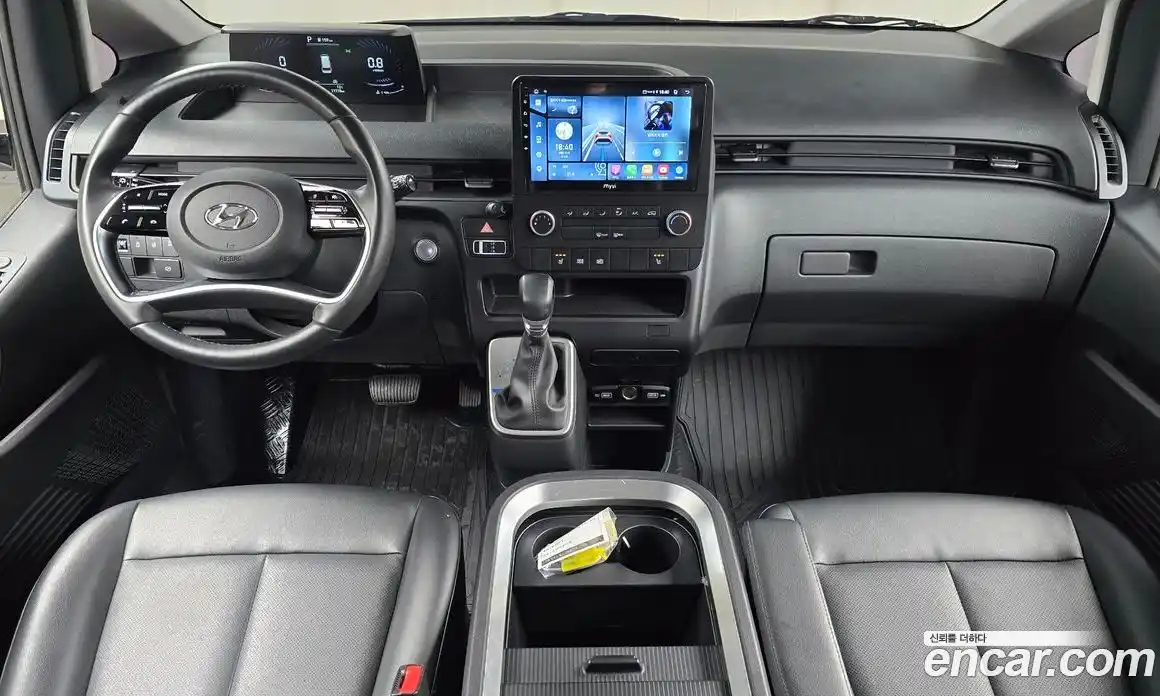 Hyundai Staria 2022 2.2 Автомат в Москве № 119799, фото 18