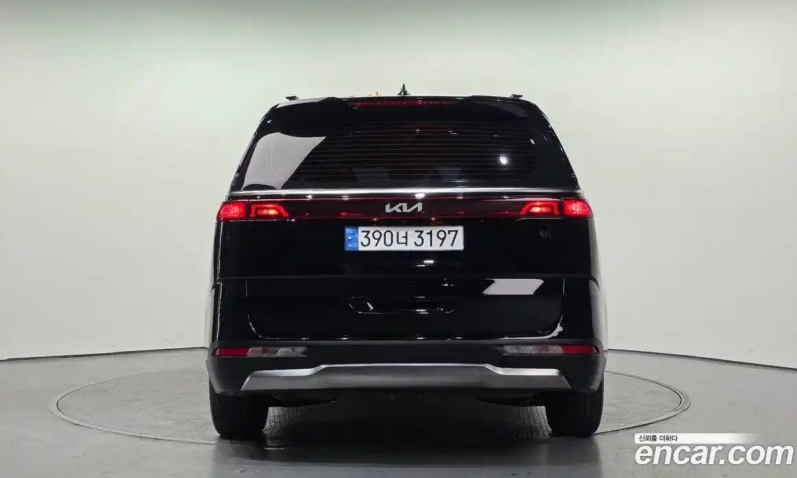 Kia Canival 2023 2.2 Автомат в Москве № 122133, фото 14