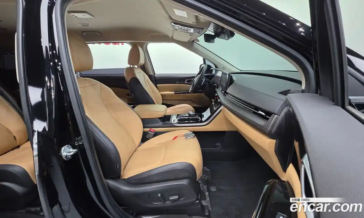 Kia Canival 2023 2.2 Автомат в Москве № 122133, фото 17