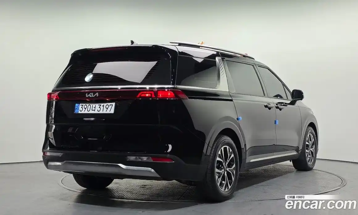 Kia Canival 2023 2.2 Автомат в Москве № 122133, фото 19