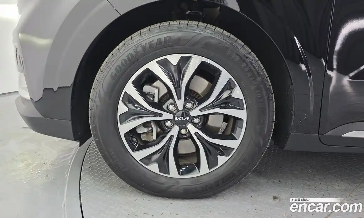 Kia Canival 2023 2.2 Автомат в Москве № 122133, фото 8