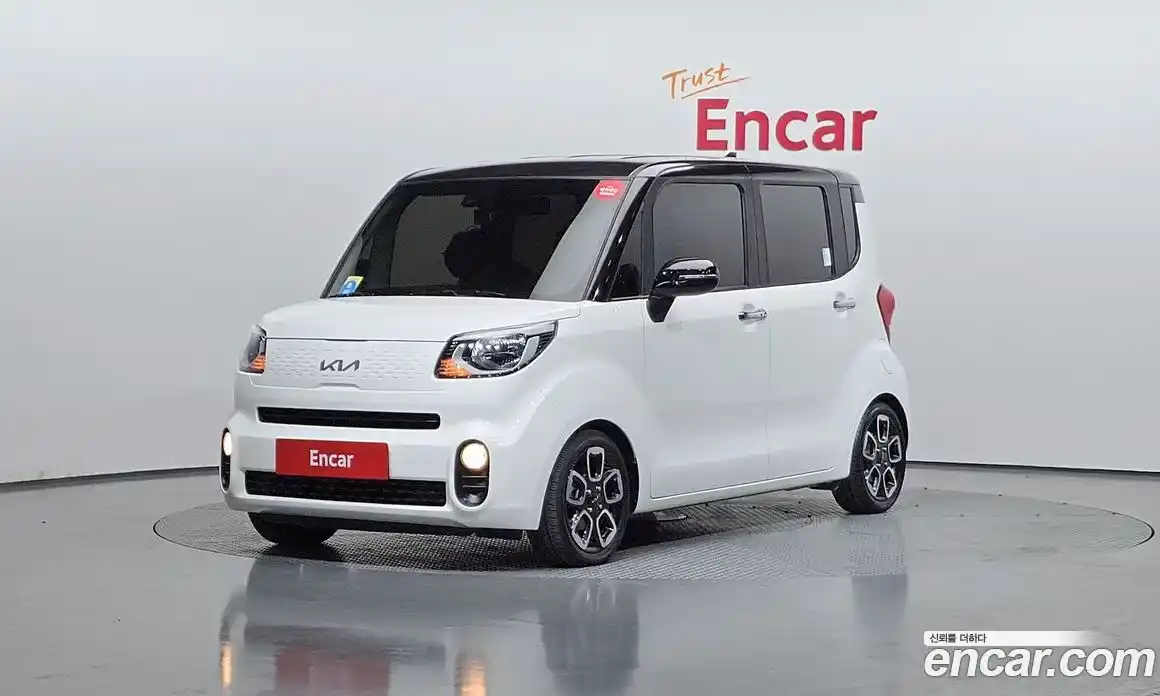 Kia Ray 2022 1.0 Автомат в Москве № 122739, фото 11