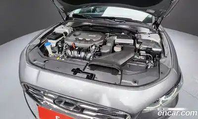 Hyundai Grandeur 2019 2.4 Автомат в Москве № 123551, миниатюра 9