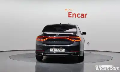 Hyundai Grandeur 2019 2.4 Автомат в Москве № 123695, миниатюра 4