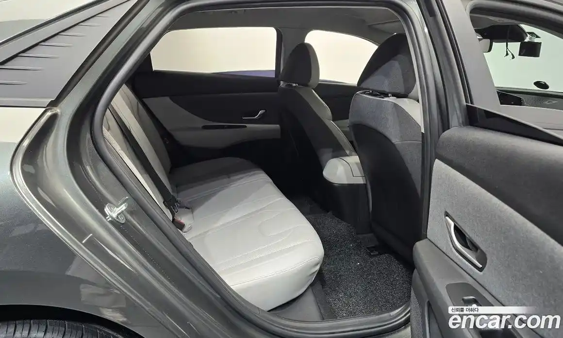 Hyundai Avante 2022 1.6 Автомат в Москве № 123738, фото 12