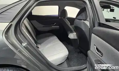 Hyundai Avante 2022 1.6 Автомат в Москве № 123738, миниатюра 12