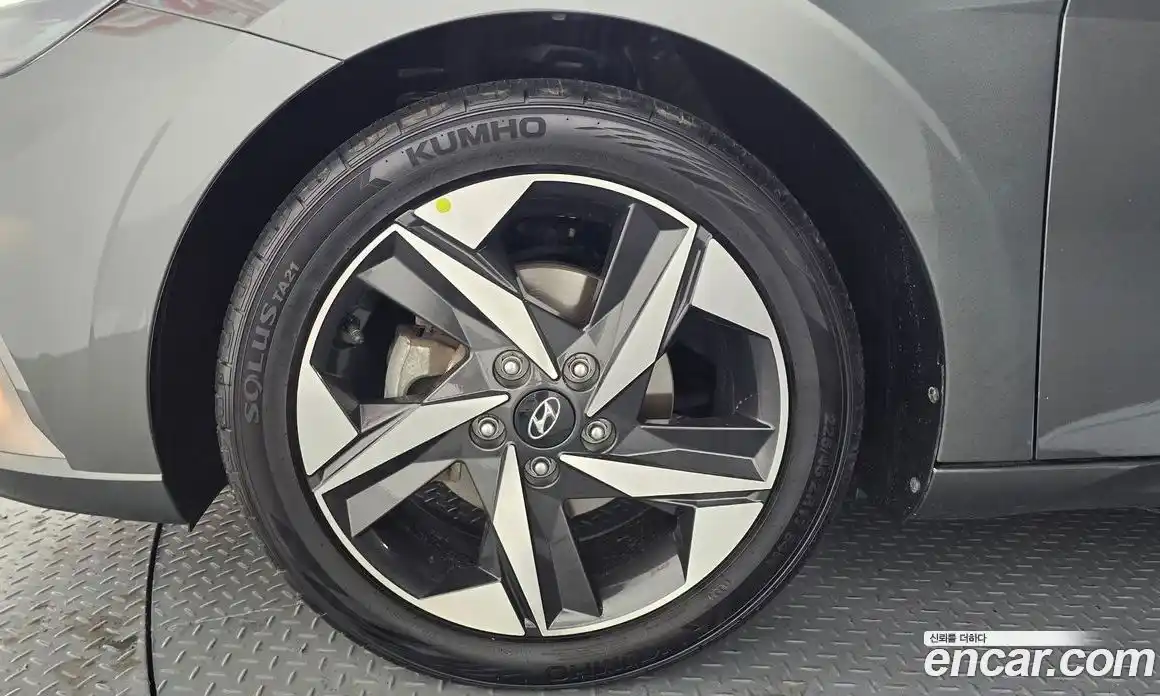 Hyundai Avante 2022 1.6 Автомат в Москве № 123738, фото 5