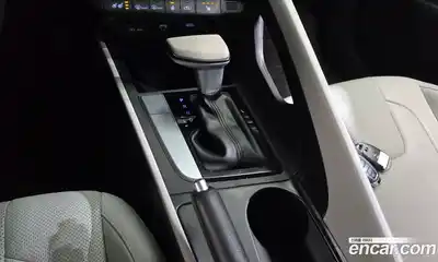 Hyundai Avante 2022 1.6 Автомат в Москве № 123738, миниатюра 9