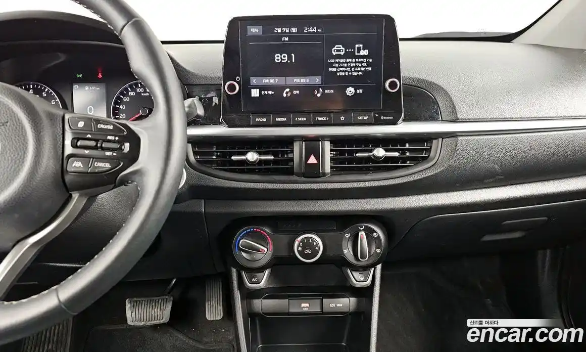 Kia Morning 2023 1.0 Автомат в Москве № 123999, фото 6