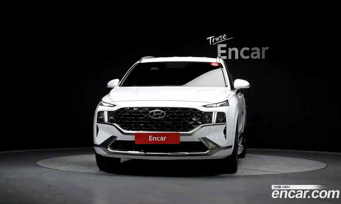 Hyundai Santa Fe 2022 1.6 Автомат в Москве № 125990, фото 3