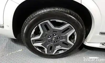 Hyundai Santa Fe 2022 1.6 Автомат в Москве № 125990, миниатюра 5