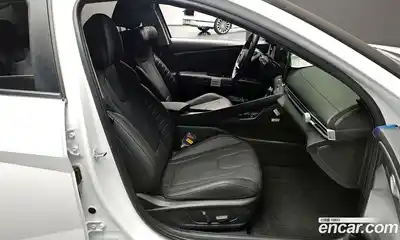 Hyundai Avante 2026 1.6 Автомат в Москве № 129682, миниатюра 10