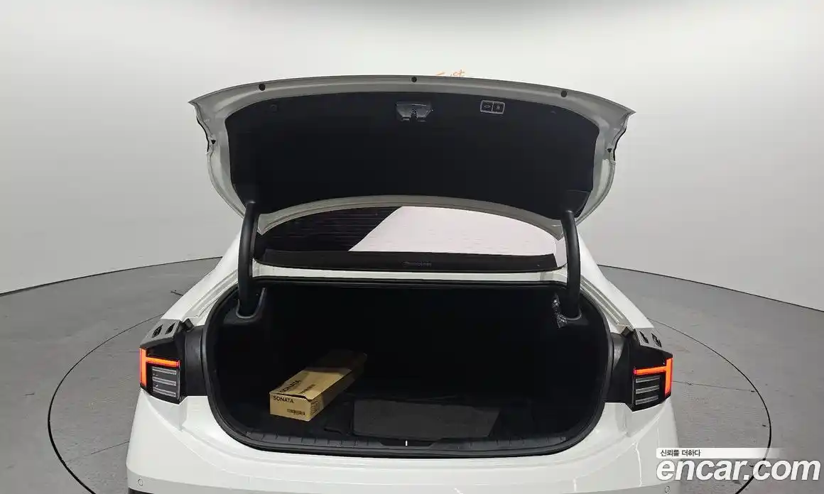 Hyundai Sonata 2025 2.0 Автомат в Москве № 130290, фото 17