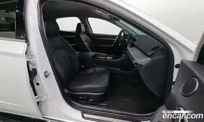 Hyundai Sonata 2025 2.0 Автомат в Москве № 130290, миниатюра 9