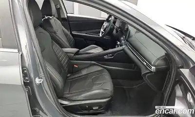 Hyundai Avante 2025 1.6 Автомат в Москве № 130377, миниатюра 8