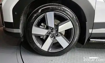 Hyundai Santa Fe 2025 2.5 Автомат в Москве № 130592, миниатюра 2