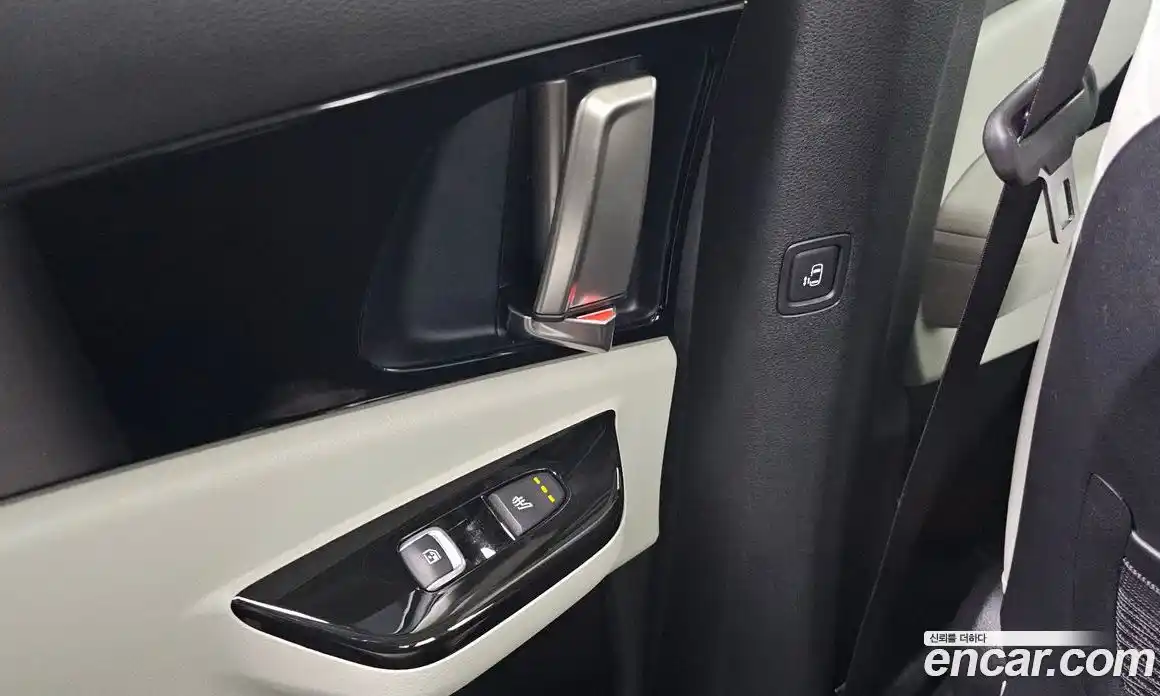 Kia Canival 2023 3.5 Автомат в Москве № 131214, фото 19