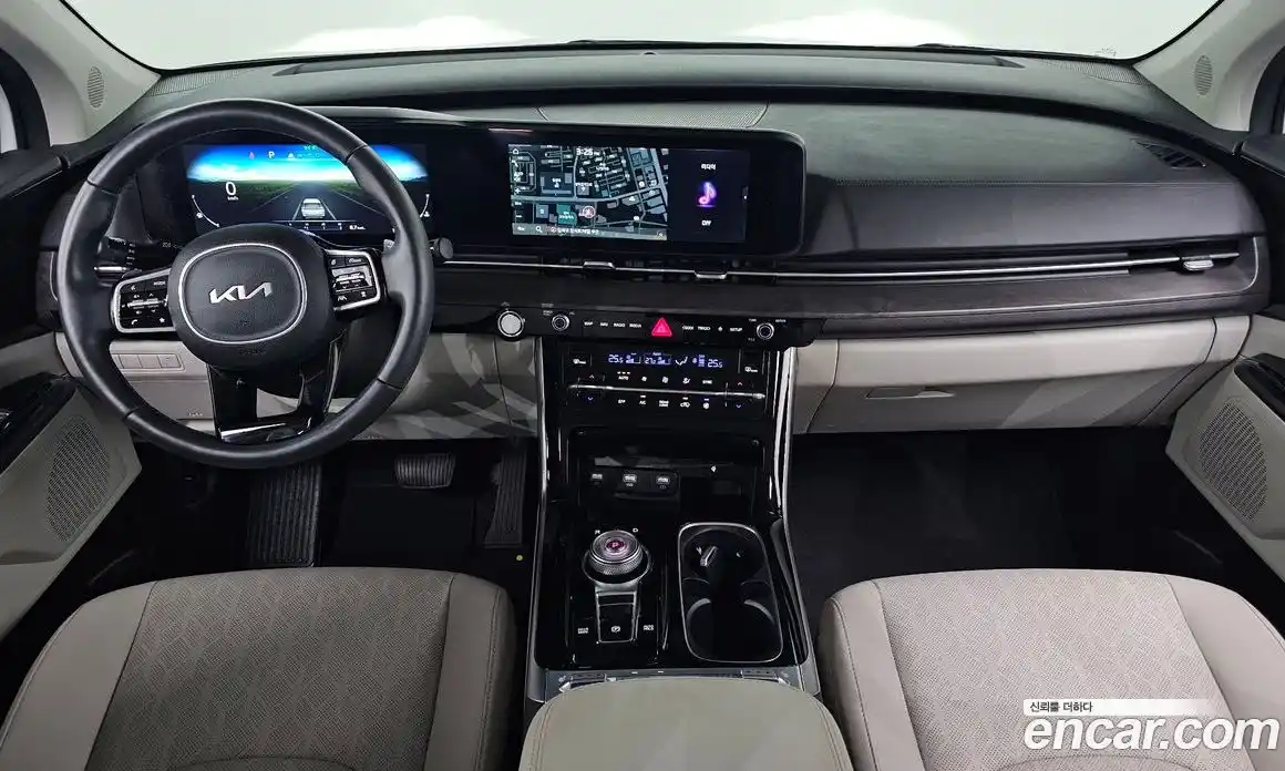 Kia Canival 2023 3.5 Автомат в Москве № 131214, фото 7