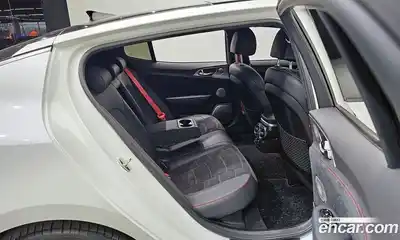 Kia Stinger 2023 3.3 Автомат в Москве № 132532, миниатюра 12