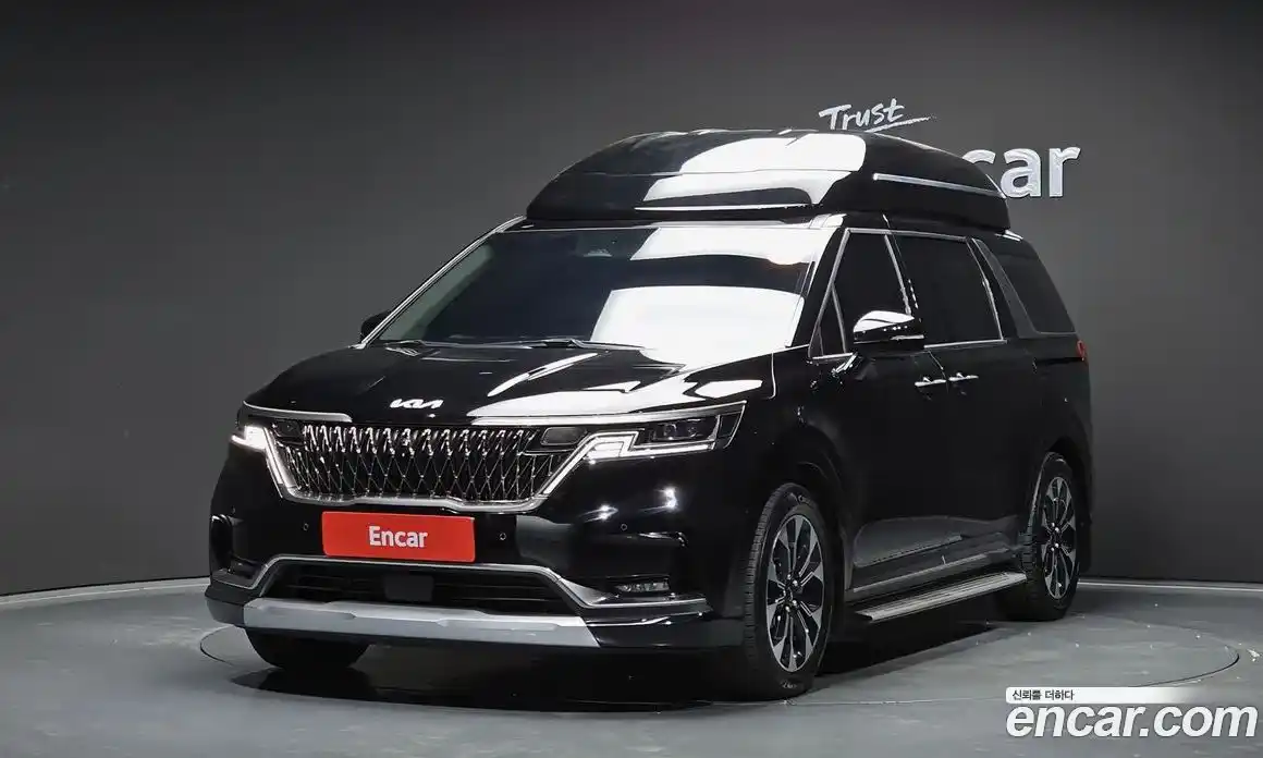 Kia Canival 2023 3.5 Автомат в Москве № 133313, фото 14