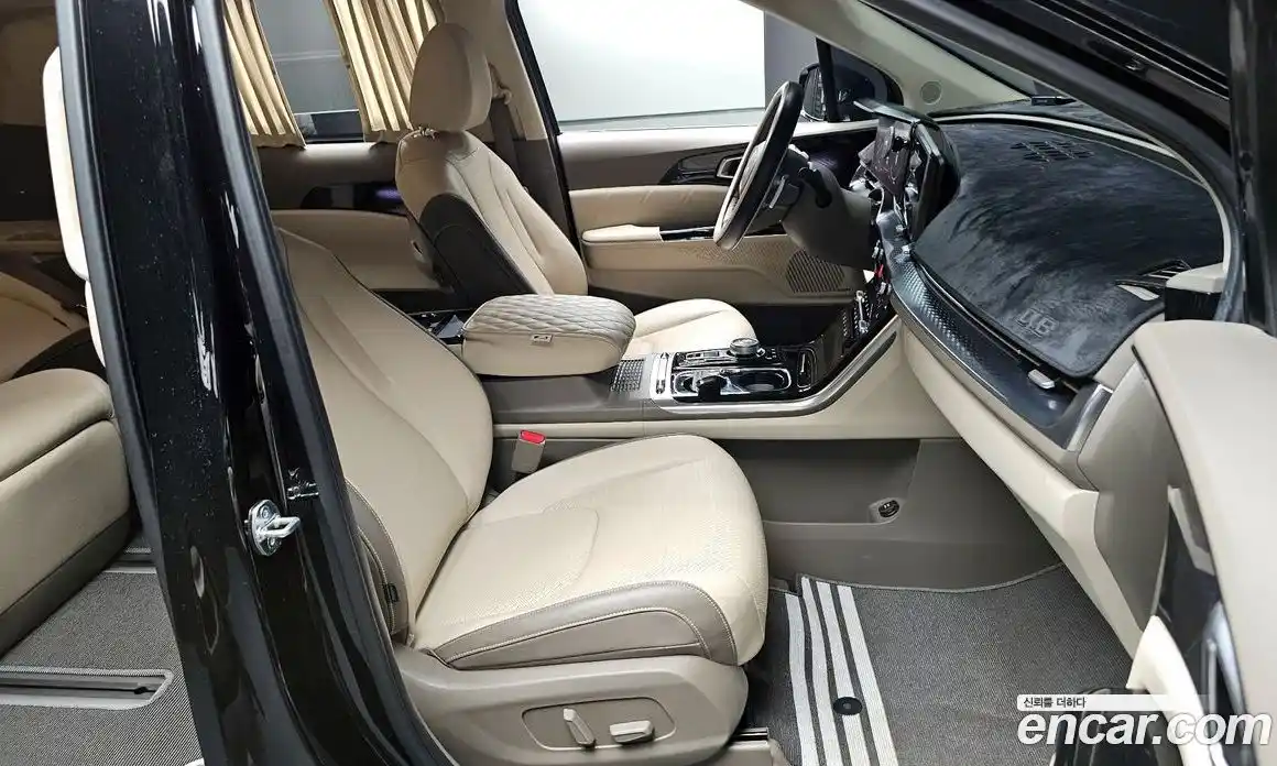 Kia Canival 2023 3.5 Автомат в Москве № 133313, фото 16