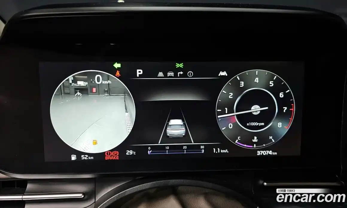 Kia Canival 2023 3.5 Автомат в Москве № 133313, фото 19