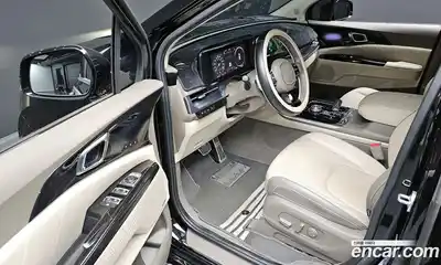 Kia Canival 2023 3.5 Автомат в Москве № 133313, миниатюра 10
