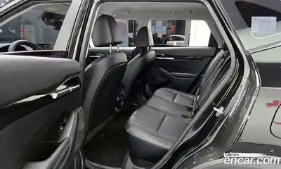 Kia Seltos 2020 1.6 Автомат в Москве № 133822, миниатюра 11