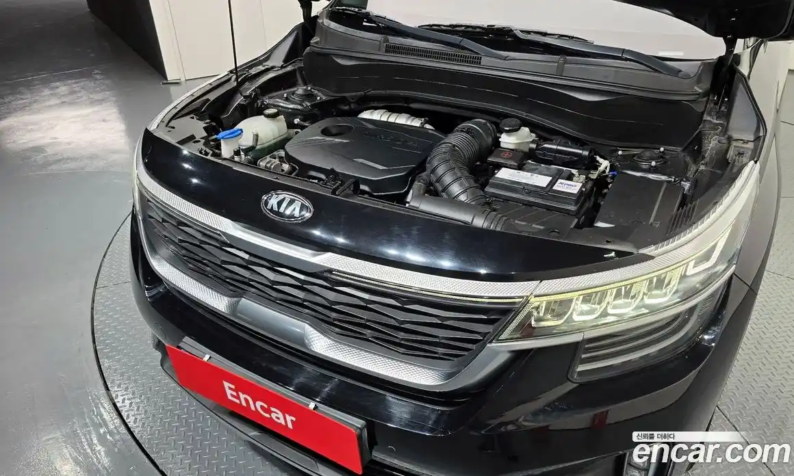 Kia Seltos 2020 1.6 Автомат в Москве № 133822, фото 13