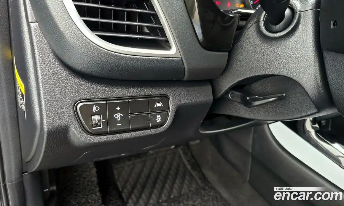 Kia Seltos 2020 1.6 Автомат в Москве № 133822, фото 17