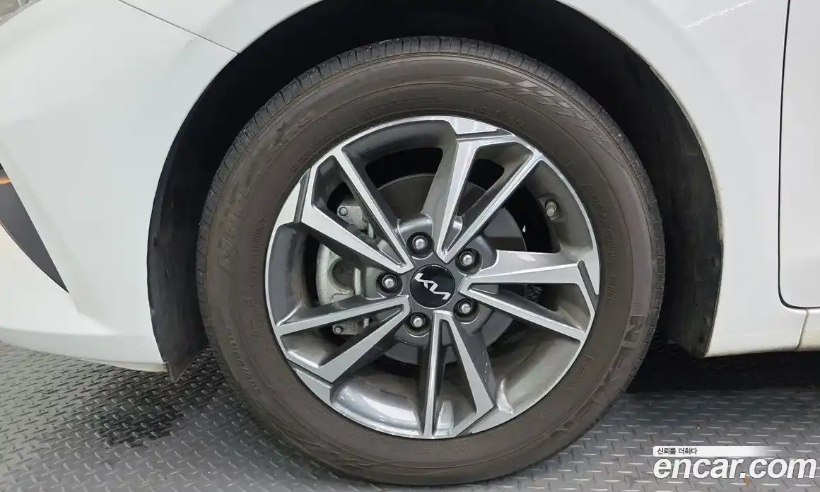 Kia K3 2022 1.6 Автомат в Москве № 134219, фото 18