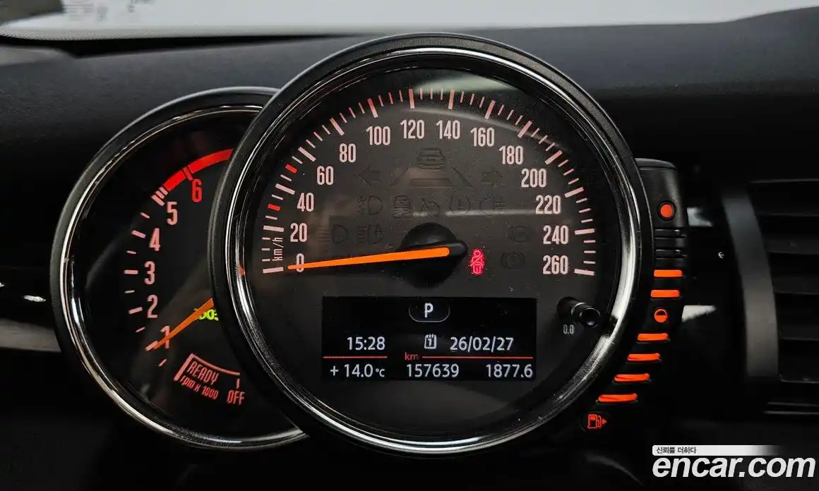 Mini Cooper 2015 1.5 Автомат в Москве № 135121, фото 1