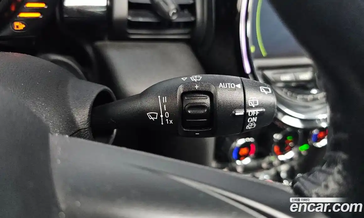 Mini Cooper 2015 1.5 Автомат в Москве № 135121, фото 14