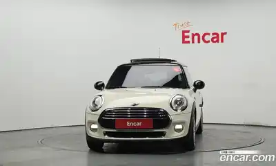Mini Cooper 2015 1.5 Автомат в Москве № 135121, миниатюра 3