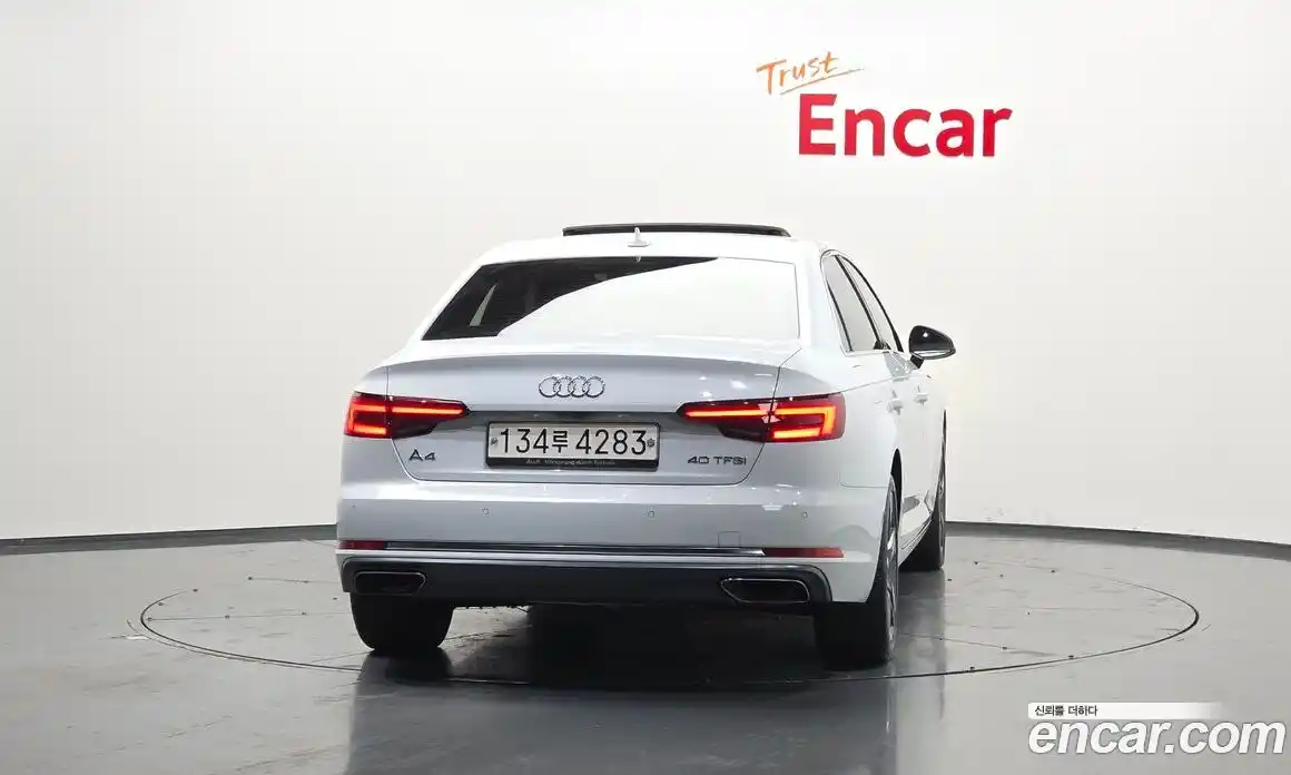 Audi A4 2019 2.0 Автомат в Москве № 138580, фото 4