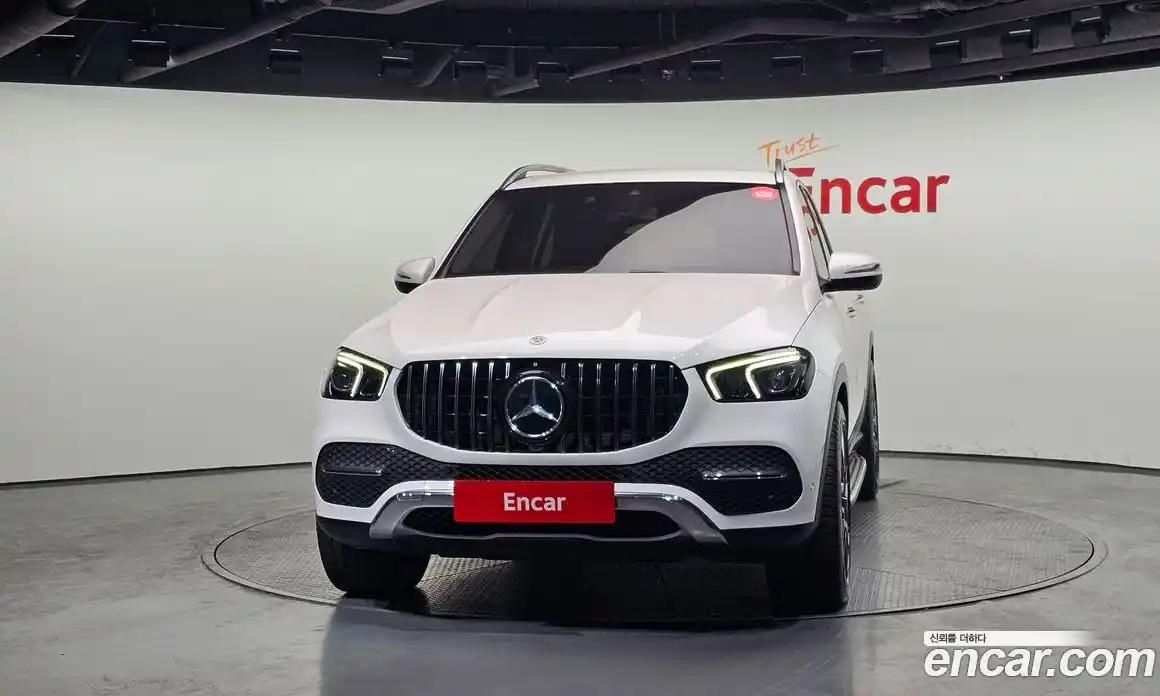 Mercedes-Benz GLE-Class 2019 1.9 Автомат в Москве № 142699, фото 13