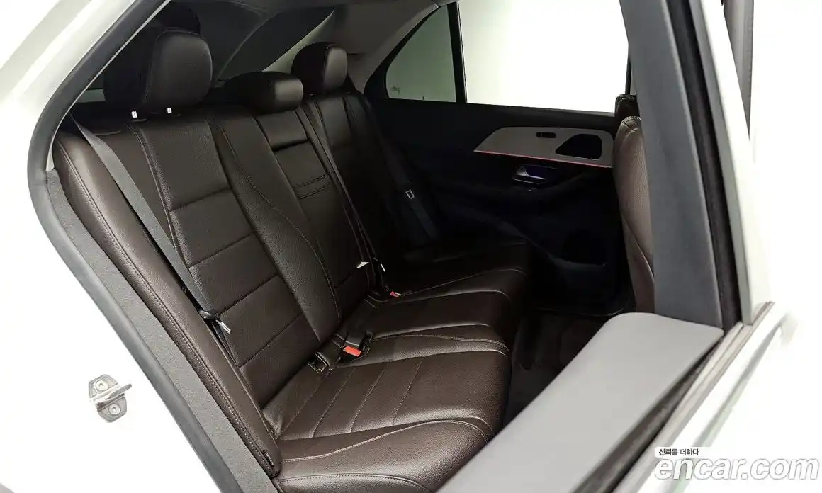 Mercedes-Benz GLE-Class 2019 1.9 Автомат в Москве № 142699, фото 10