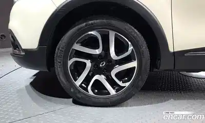 Renault QM3 2016 1.5 Автомат в Москве № 148012, миниатюра 11