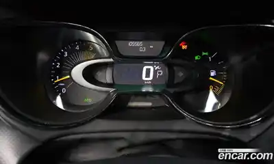 Renault QM3 2016 1.5 Автомат в Москве № 148012, миниатюра 2