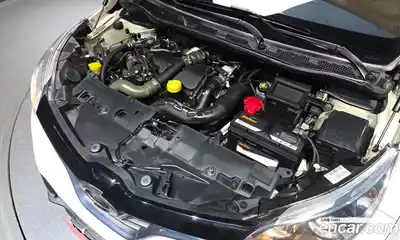 Renault QM3 2016 1.5 Автомат в Москве № 148012, миниатюра 5