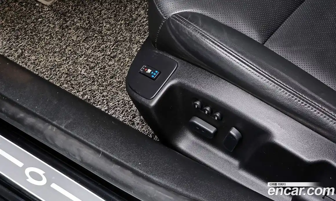 Renault SM7 2017 2.0 Автомат в Москве № 148440, фото 13