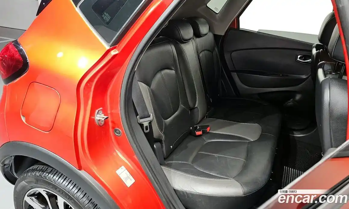 Renault QM3 2016 1.5 Автомат в Москве № 148598, фото 1