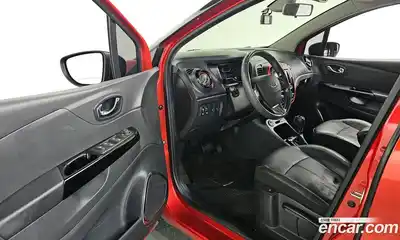 Renault QM3 2016 1.5 Автомат в Москве № 148598, миниатюра 4