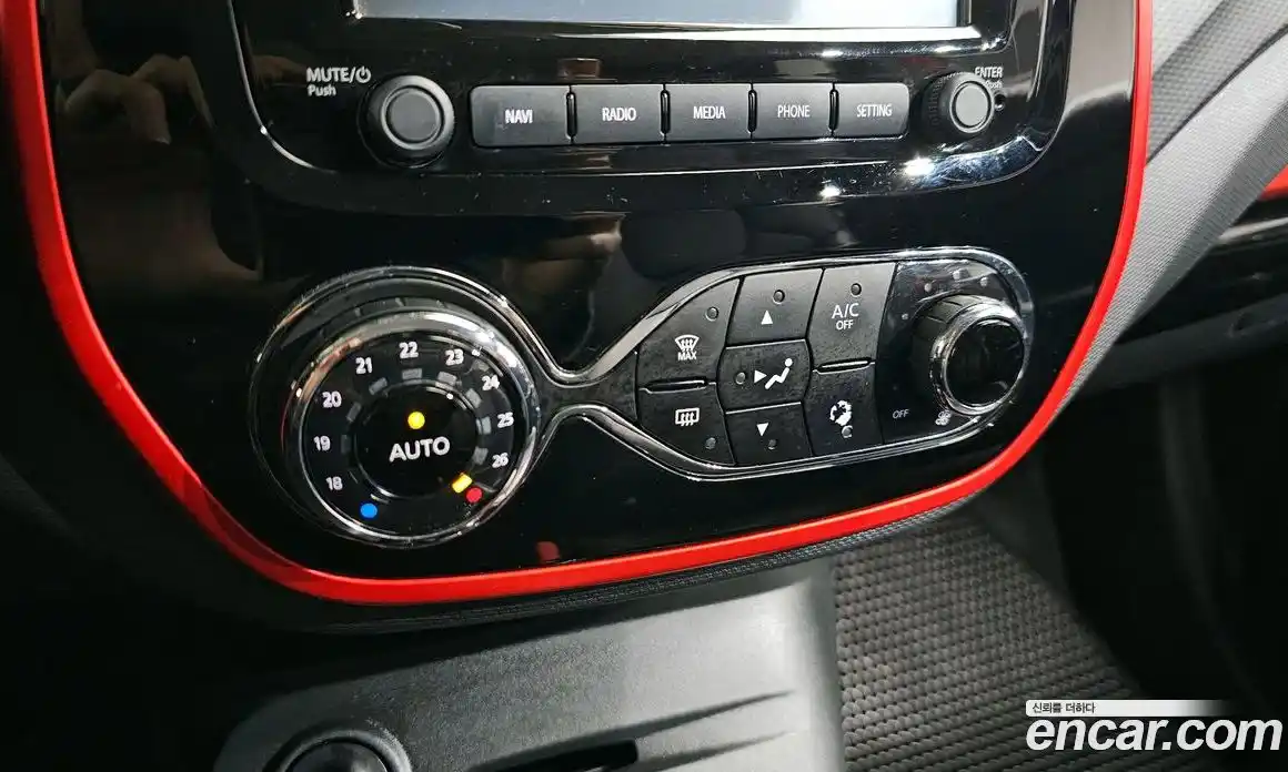 Renault QM3 2016 1.5 Автомат в Москве № 148598, фото 10