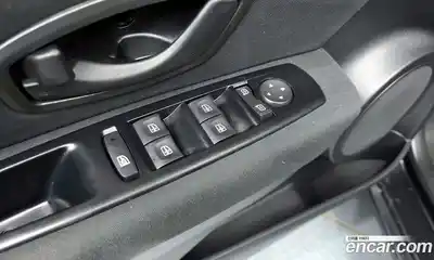 Renault SM3 2013 1.6 Автомат в Москве № 148669, миниатюра 3