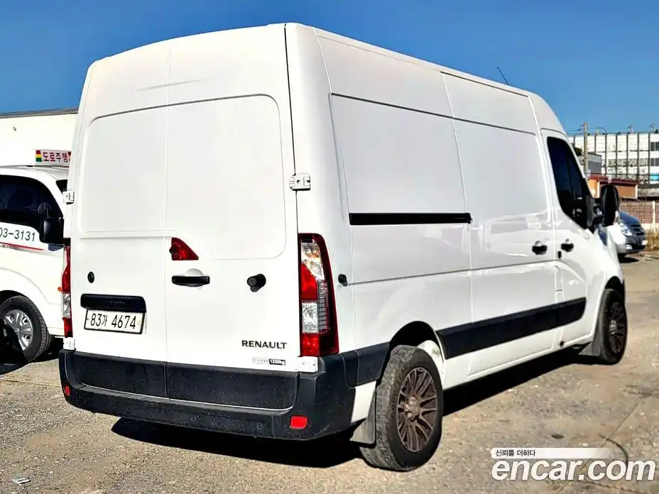 Renault Master 2019 2.3 Механическая в Москве № 152164, фото 3