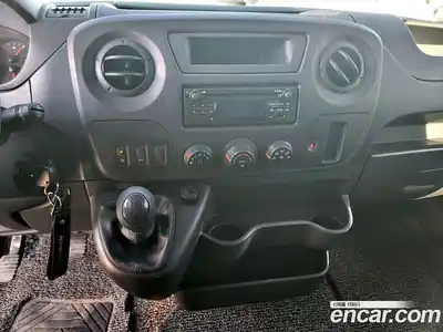 Renault Master 2019 2.3 Механическая в Москве № 152164, миниатюра 9
