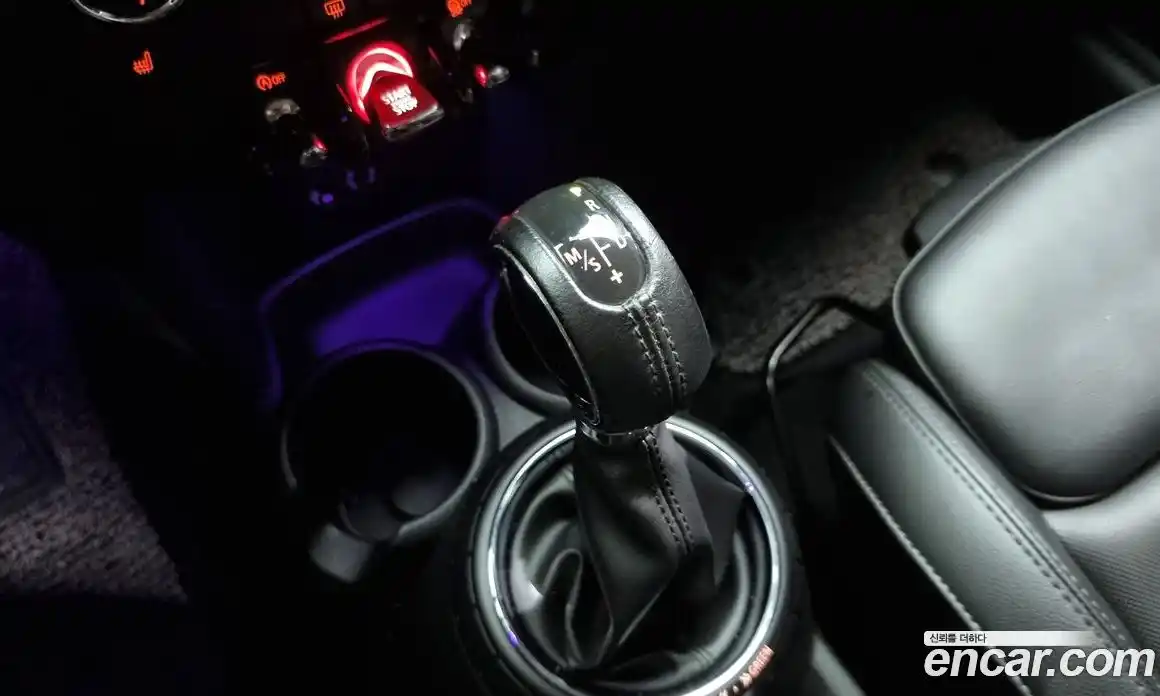 Mini Cooper 2016 1.5 Автомат в Москве № 153265, фото 15