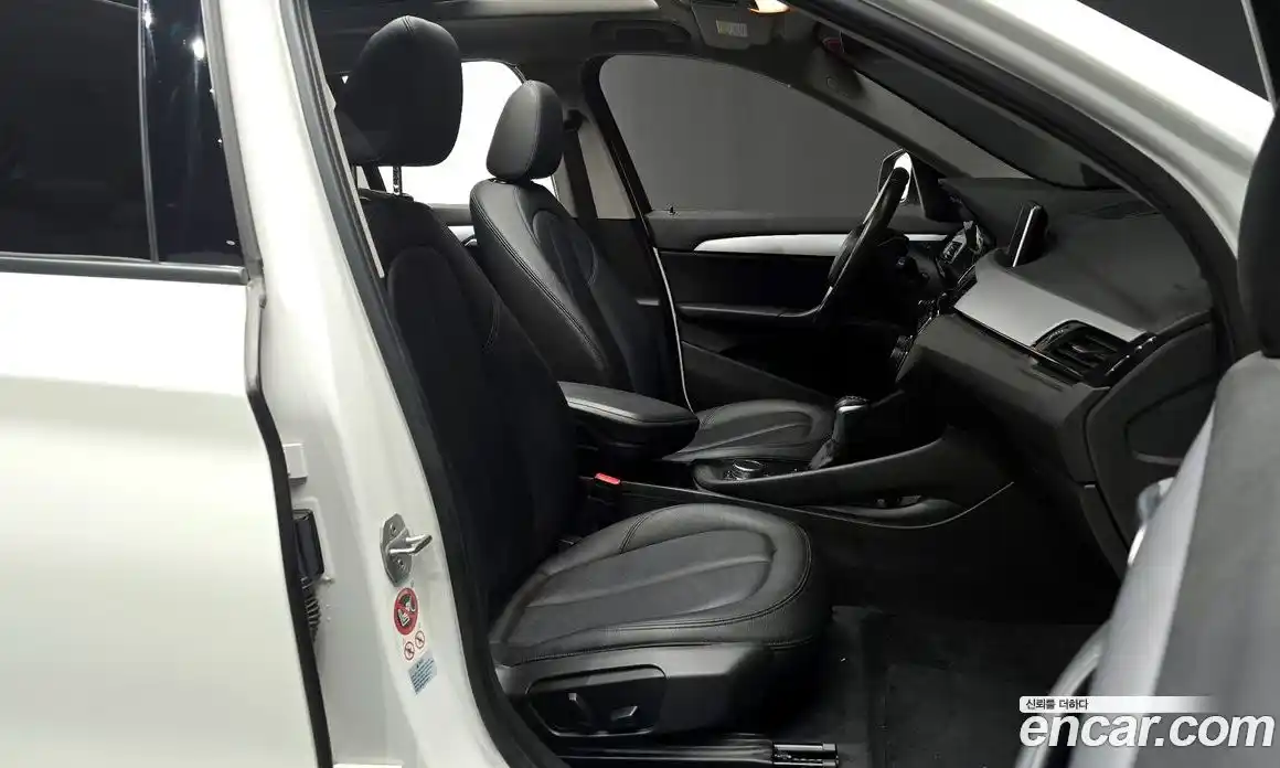 BMW X1 2017 2.0 Автомат в Москве № 157656, фото 13