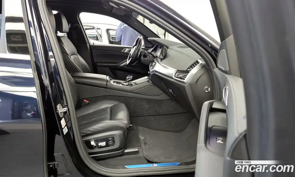 BMW X6 2023 3.0 Автомат в Москве № 157726, фото 16